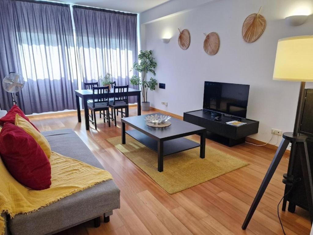 Riverside Expo Apartment *